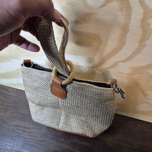Womens Straw Woven Handbag Beige Brown Wooden Ring Handle Summer Beach Purse